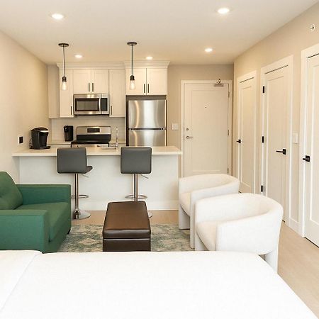 Luxury Stay For Nyc Visit Jersey City 7 Min Walk Nyc Train Station Exterior foto